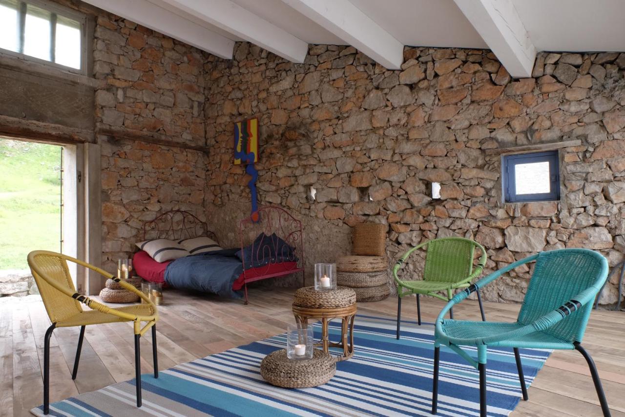 Maison Marthe - Maison Nomade Chic Coursegoules 외부 사진